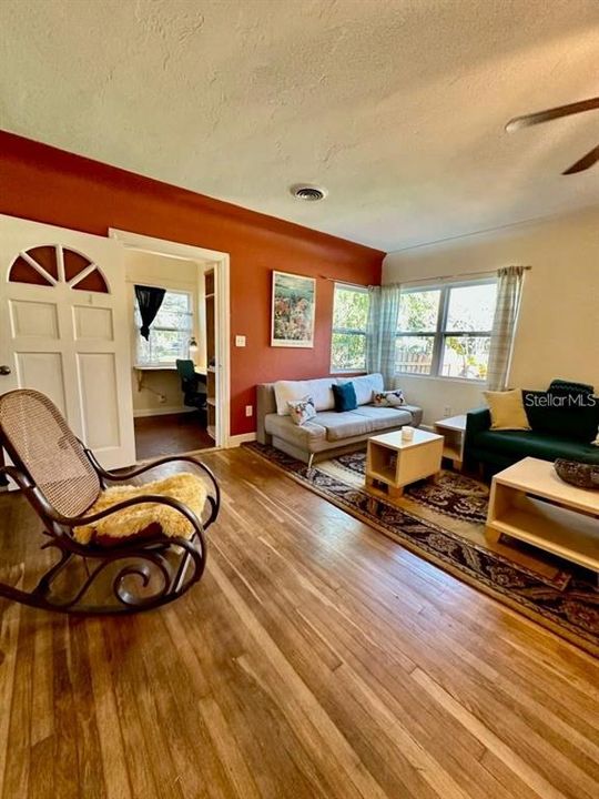 For Sale: $749,000 (7 beds, 0 baths, 3312 Square Feet)
