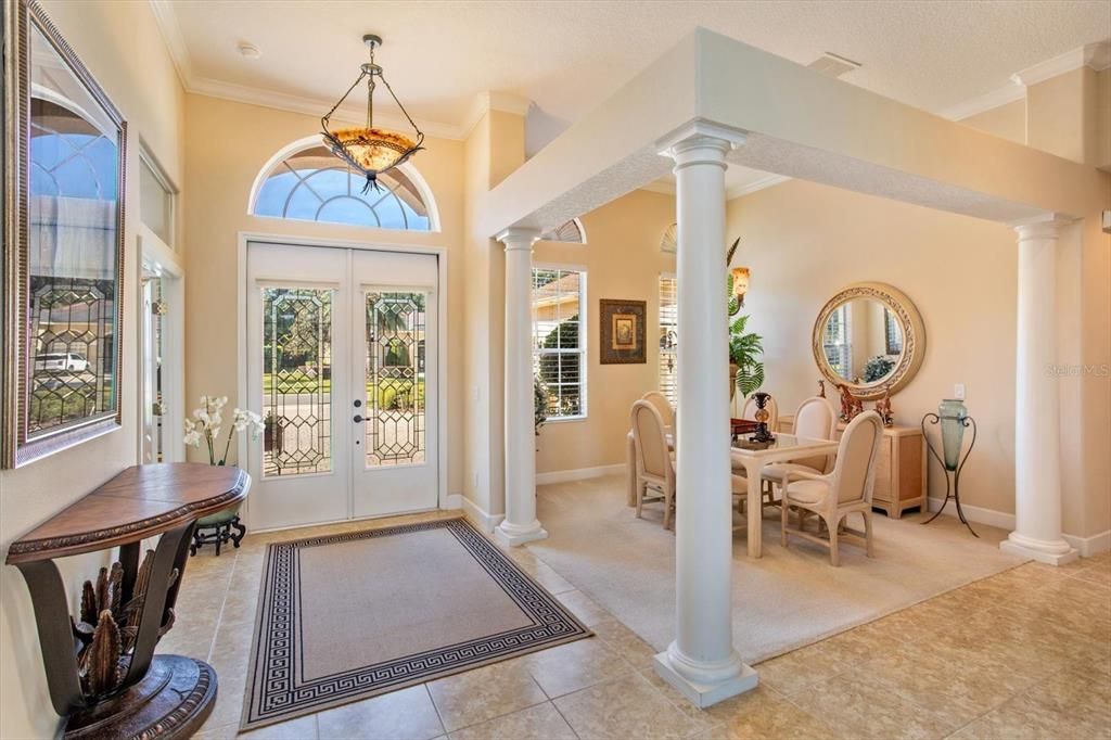 En Venta: $829,000 (4 camas, 3 baños, 3440 Pies cuadrados)