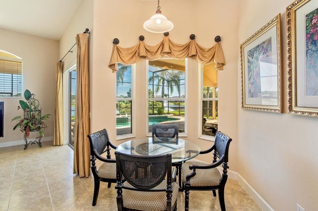 En Venta: $829,000 (4 camas, 3 baños, 3440 Pies cuadrados)