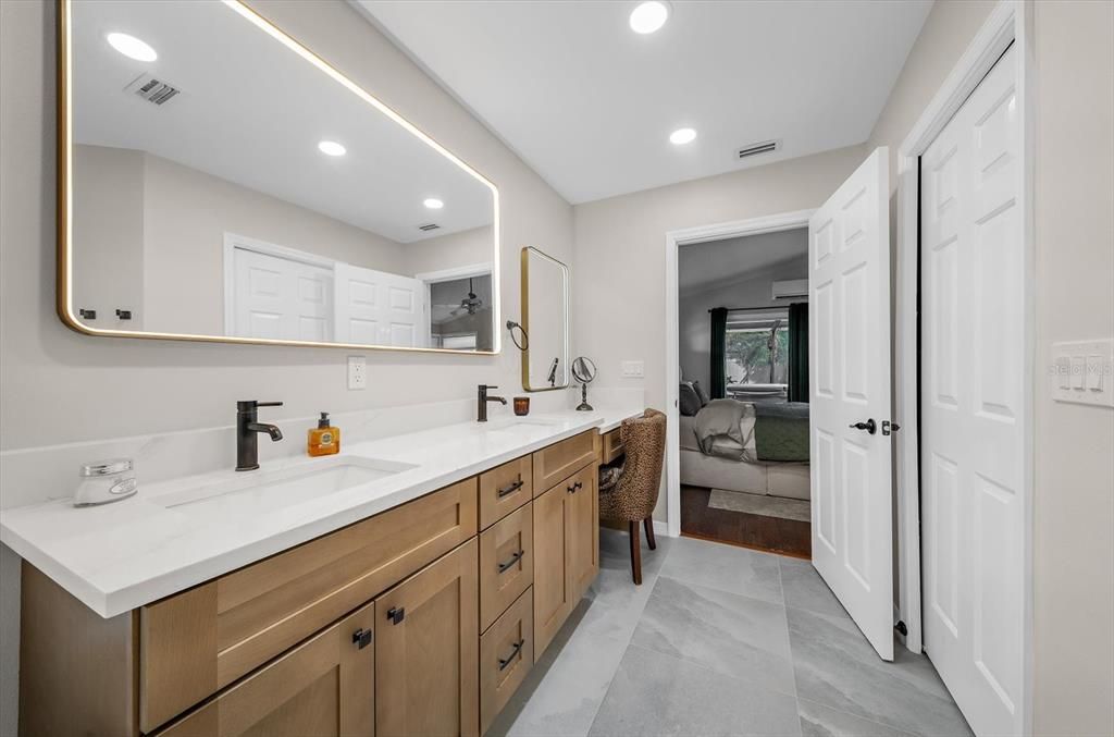 For Sale: $1,300,000 (6 beds, 3 baths, 3528 Square Feet)