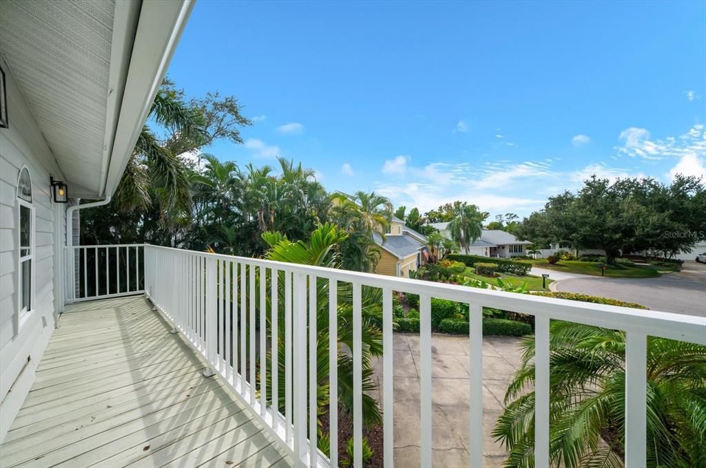 For Sale: $1,300,000 (6 beds, 3 baths, 3528 Square Feet)