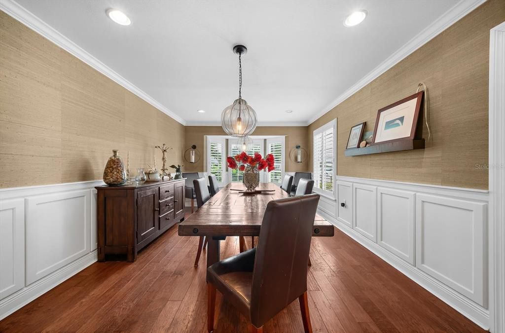 For Sale: $1,300,000 (6 beds, 3 baths, 3528 Square Feet)