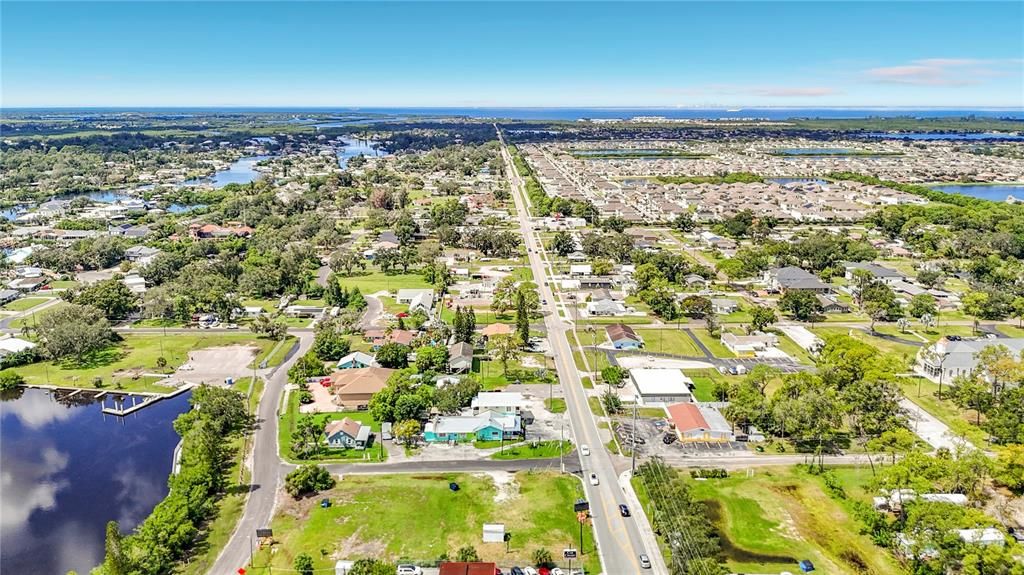 На продажу: $189,000 (0.26 acres)