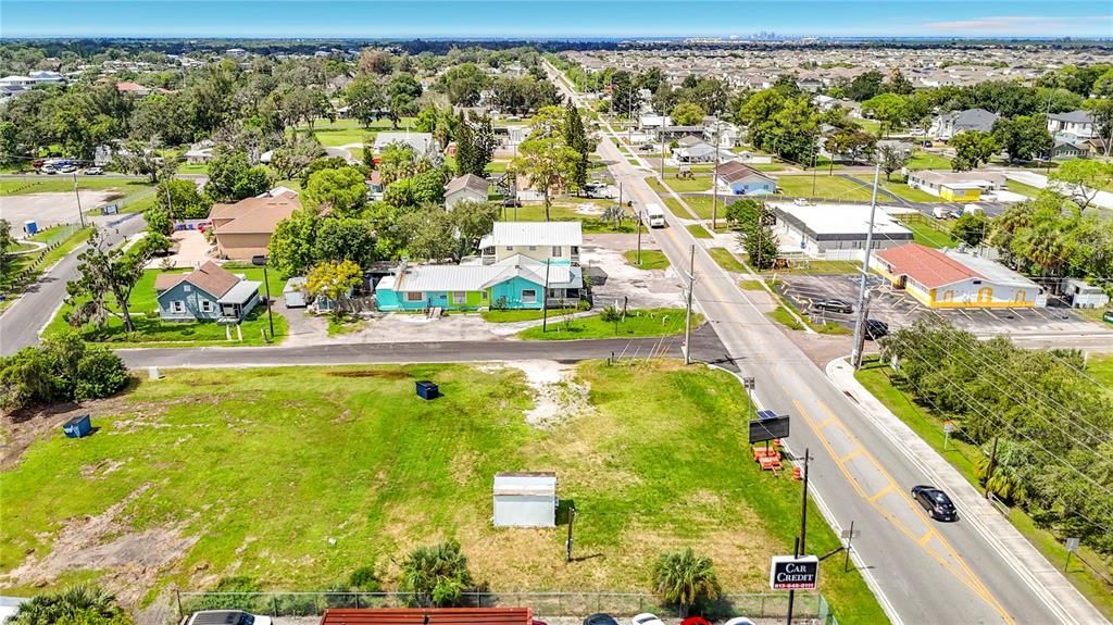 На продажу: $189,000 (0.26 acres)