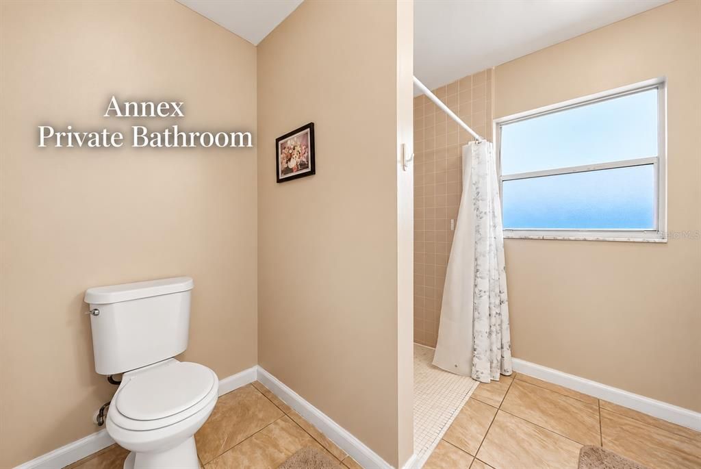 For Sale: $450,000 (5 beds, 4 baths, 2230 Square Feet)