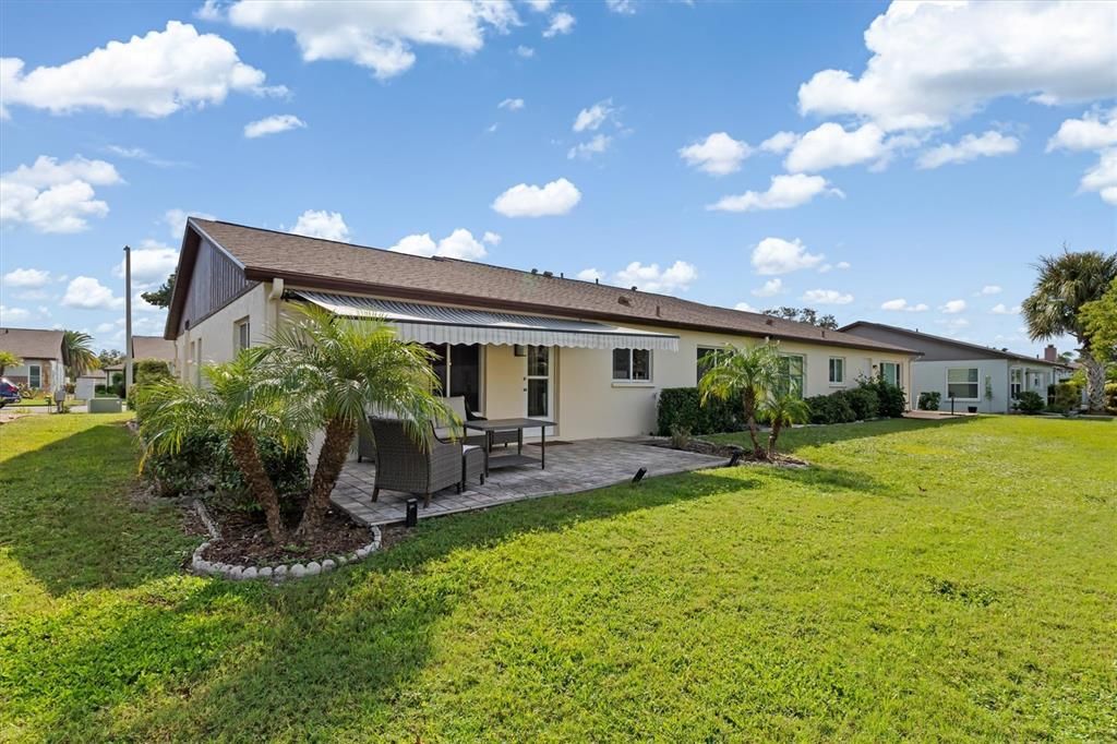 For Sale: $260,000 (2 beds, 2 baths, 1453 Square Feet)
