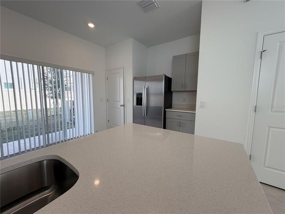 For Rent: $1,500 (2 beds, 2 baths, 1255 Square Feet)