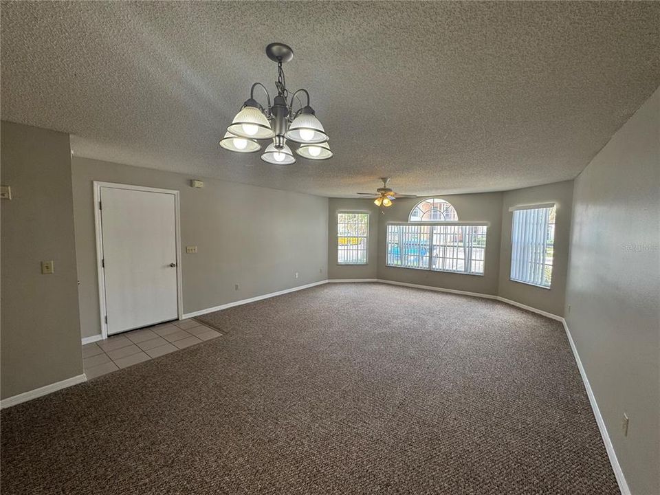 For Rent: $1,649 (3 beds, 2 baths, 1326 Square Feet)