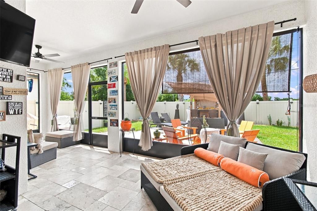 : $412,000 (2 camas, 2 baños, 1956 Pies cuadrados)