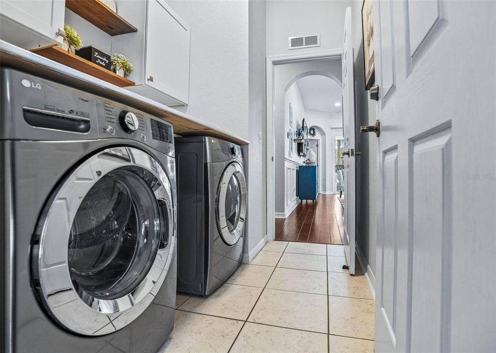 На продажу: $399,000 (3 спален, 2 ванн, 1592 Квадратных фут)