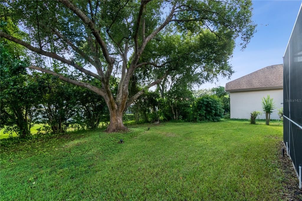 For Sale: $449,900 (4 beds, 2 baths, 2048 Square Feet)