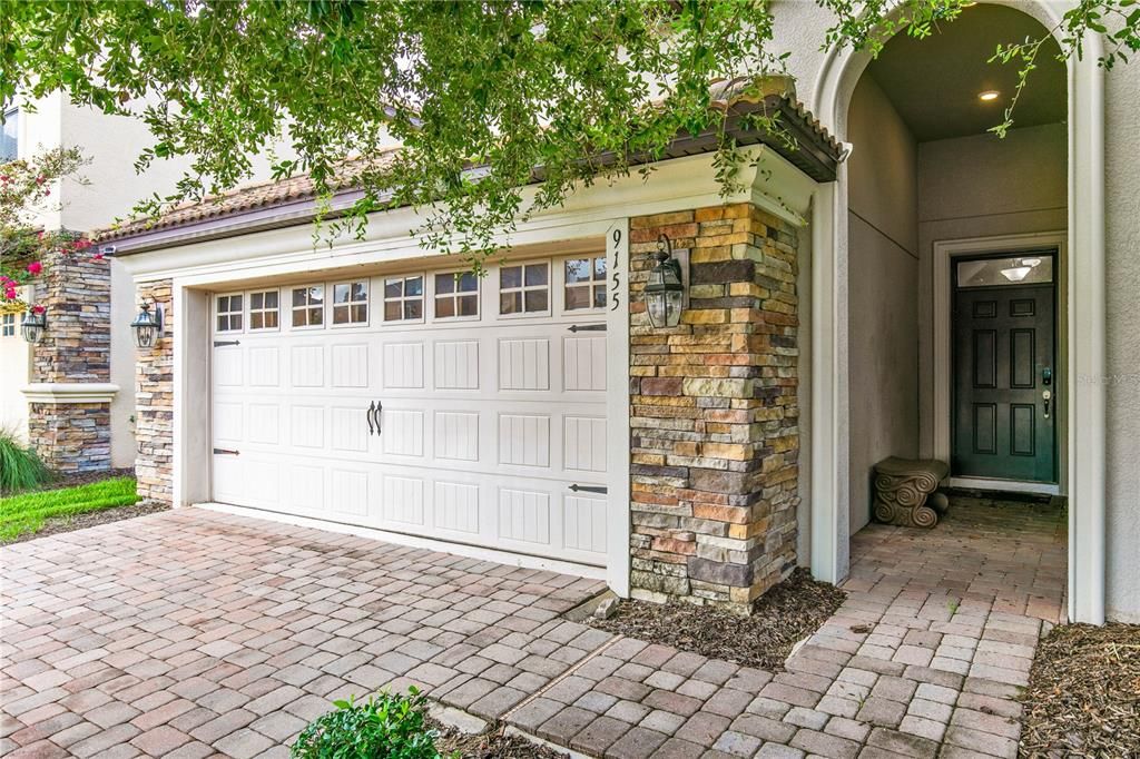 For Sale: $635,000 (6 beds, 6 baths, 3063 Square Feet)