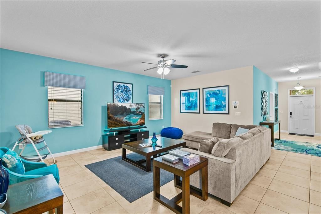 For Sale: $635,000 (6 beds, 6 baths, 3063 Square Feet)