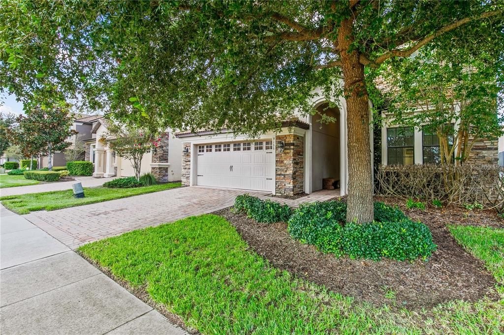 For Sale: $635,000 (6 beds, 6 baths, 3063 Square Feet)
