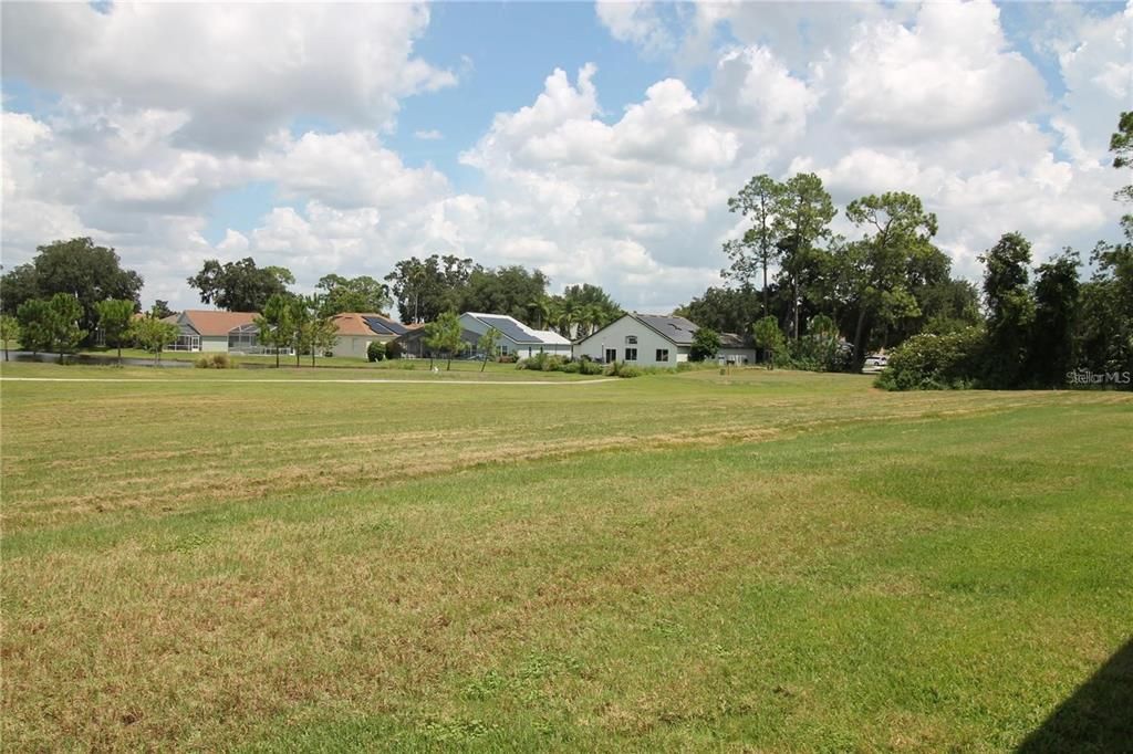 For Rent: $2,300 (3 beds, 2 baths, 1713 Square Feet)