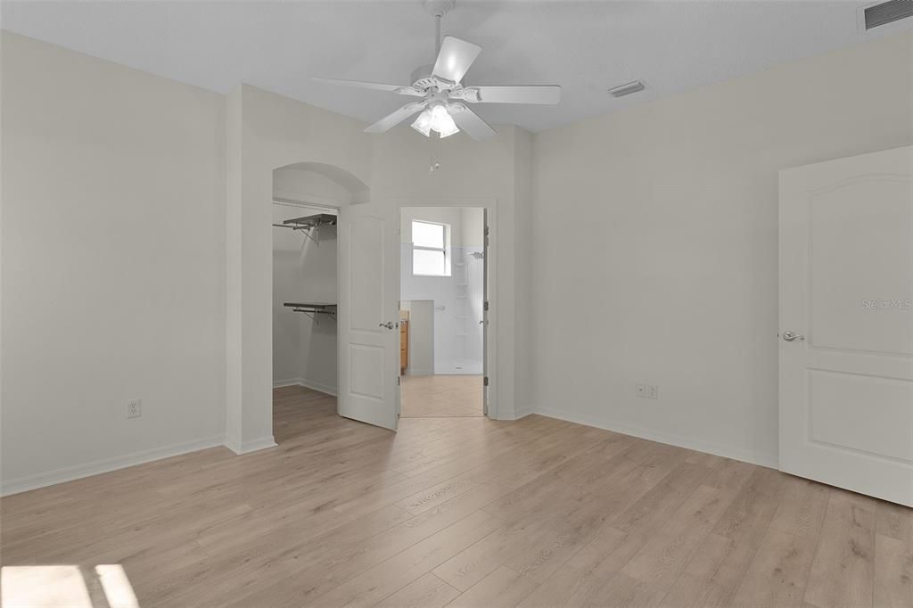 For Sale: $419,000 (3 beds, 2 baths, 1621 Square Feet)