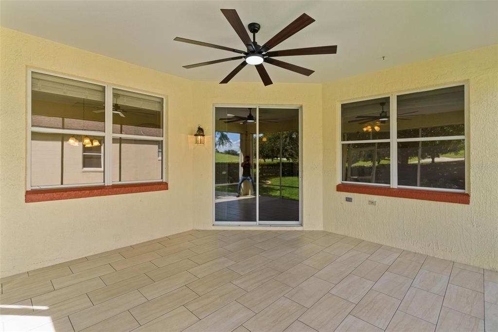 For Sale: $419,000 (3 beds, 2 baths, 1621 Square Feet)
