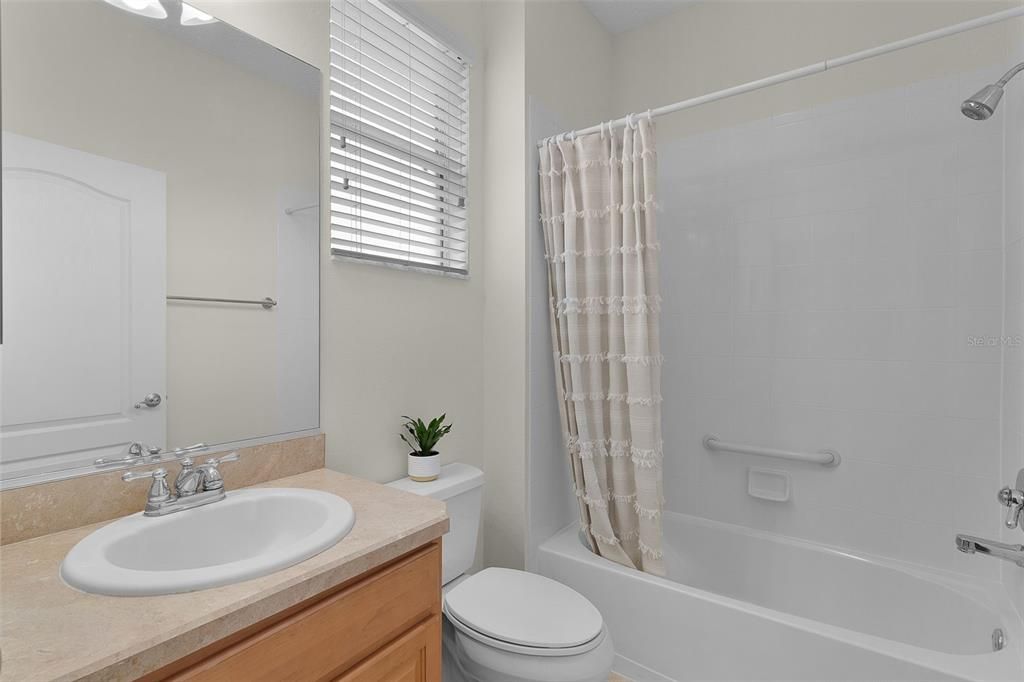 For Sale: $419,000 (3 beds, 2 baths, 1621 Square Feet)
