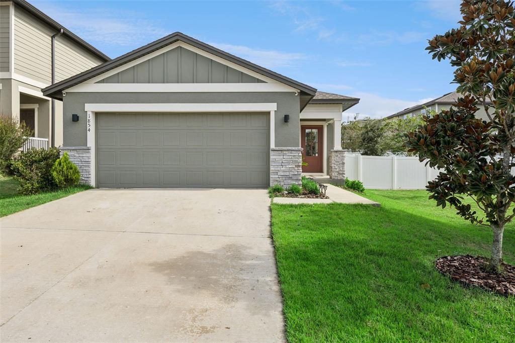 For Sale: $418,900 (3 beds, 2 baths, 1432 Square Feet)