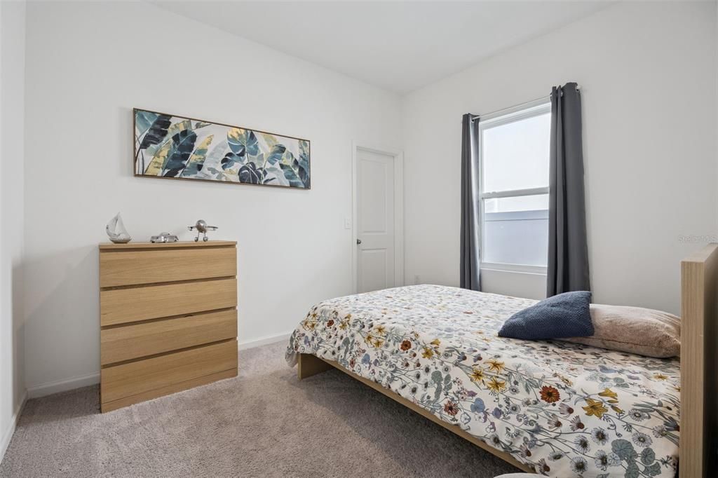 For Sale: $418,900 (3 beds, 2 baths, 1432 Square Feet)