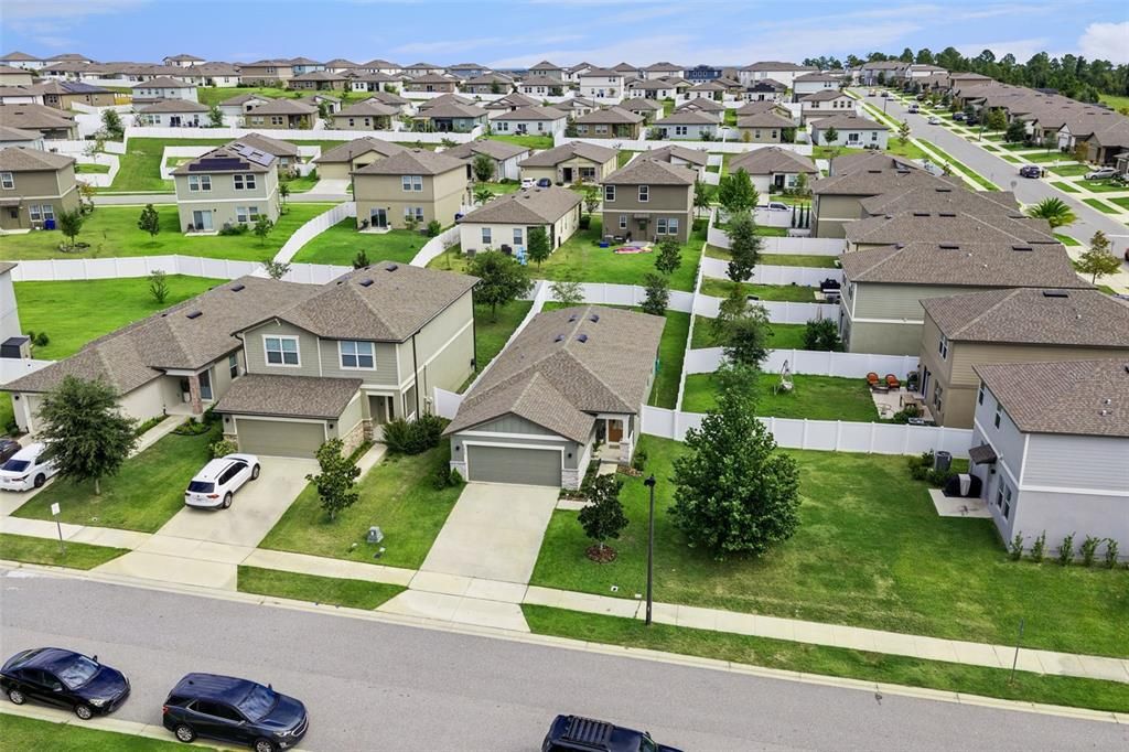 For Sale: $418,900 (3 beds, 2 baths, 1432 Square Feet)