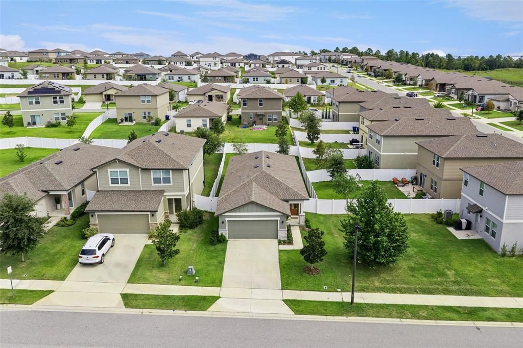 For Sale: $418,900 (3 beds, 2 baths, 1432 Square Feet)