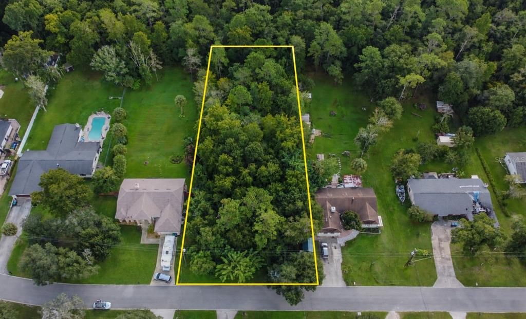 En Venta: $160,000 (0.70 acres)