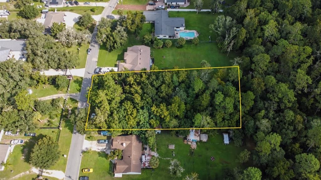 En Venta: $160,000 (0.70 acres)