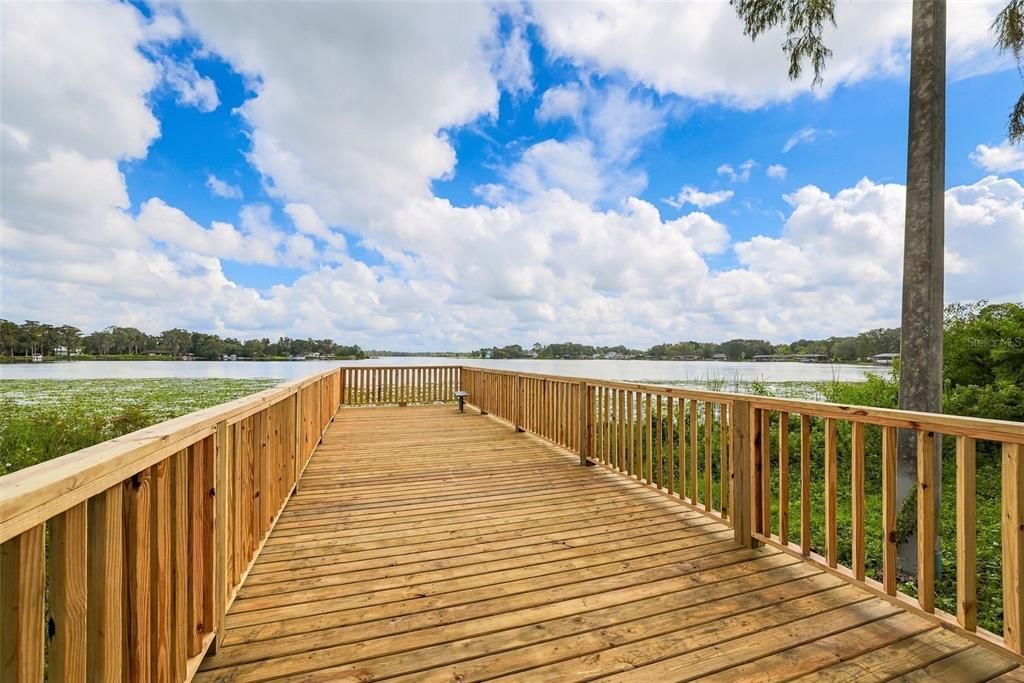 For Rent: $1,450 (2 beds, 2 baths, 895 Square Feet)