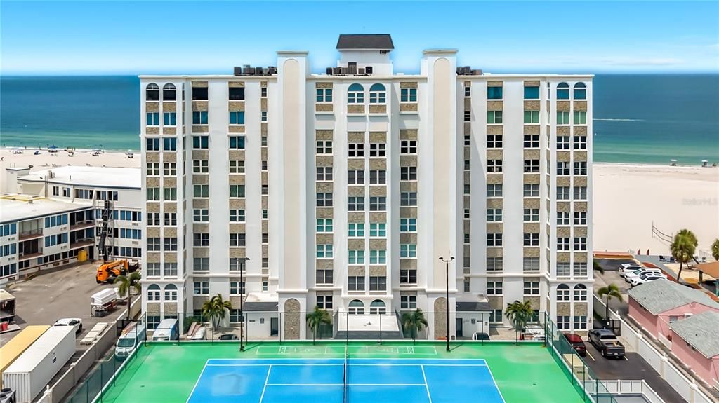 For Rent: $4,350 (2 beds, 2 baths, 1340 Square Feet)