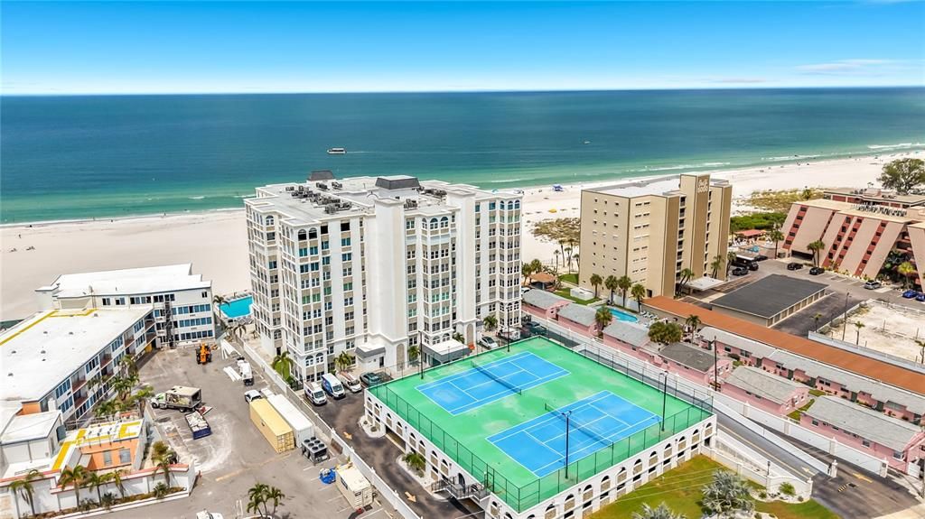 For Rent: $4,350 (2 beds, 2 baths, 1340 Square Feet)