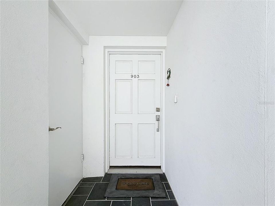 For Rent: $4,350 (2 beds, 2 baths, 1340 Square Feet)