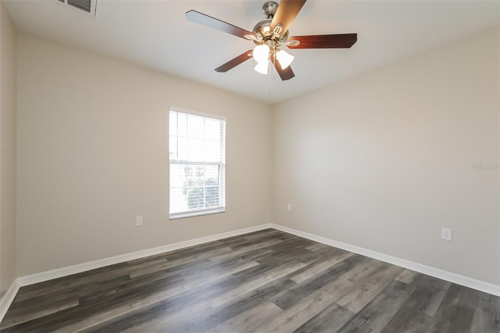 For Rent: $1,950 (4 beds, 2 baths, 1685 Square Feet)