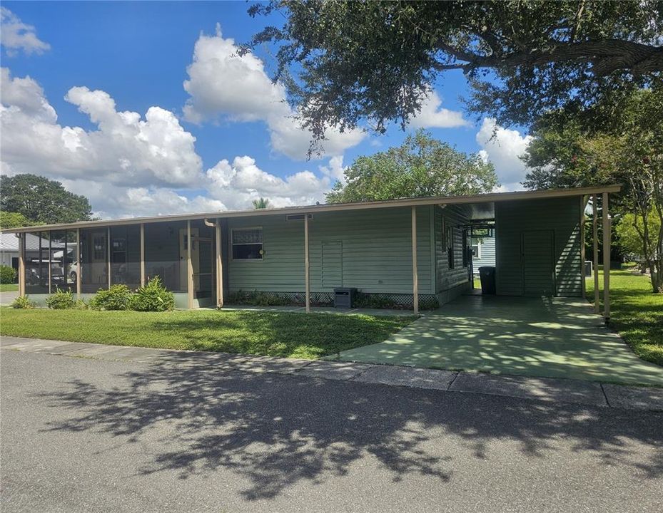 For Sale: $169,900 (2 beds, 2 baths, 1120 Square Feet)