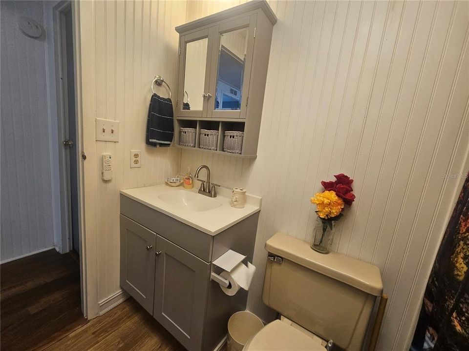 For Sale: $169,900 (2 beds, 2 baths, 1120 Square Feet)