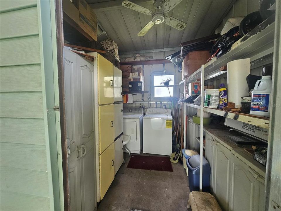For Sale: $169,900 (2 beds, 2 baths, 1120 Square Feet)