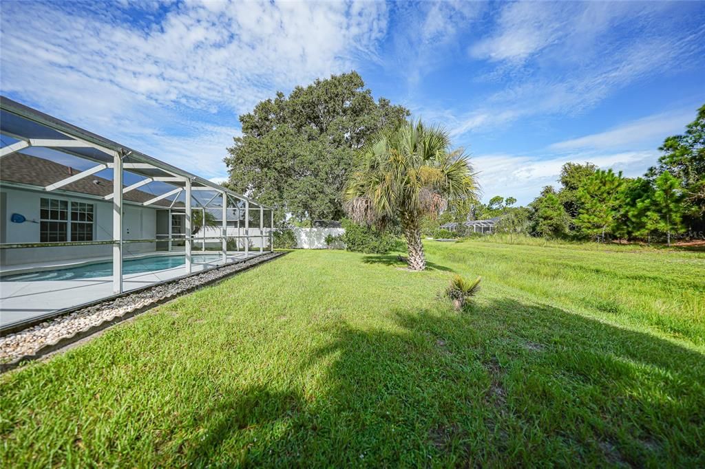 For Sale: $350,000 (3 beds, 2 baths, 1564 Square Feet)