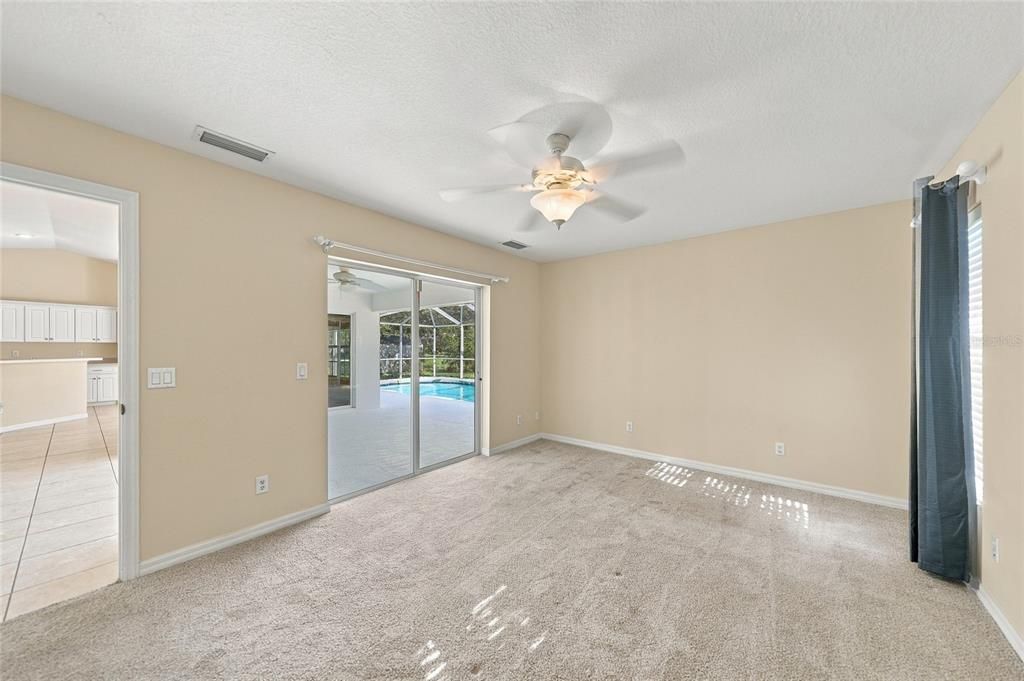 For Sale: $350,000 (3 beds, 2 baths, 1564 Square Feet)