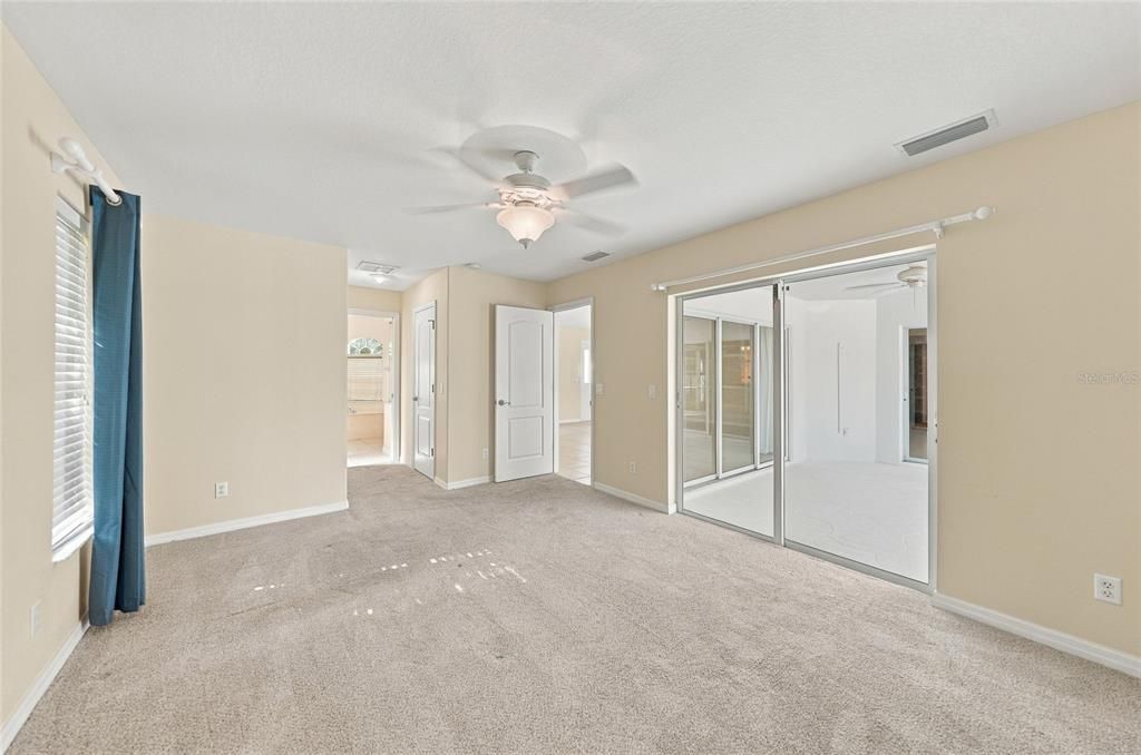For Sale: $350,000 (3 beds, 2 baths, 1564 Square Feet)