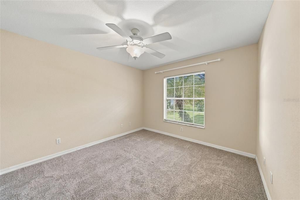 For Sale: $350,000 (3 beds, 2 baths, 1564 Square Feet)