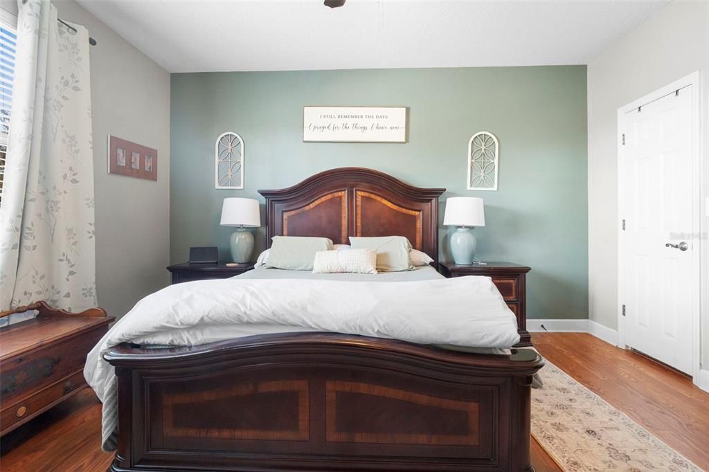 For Sale: $389,000 (3 beds, 2 baths, 2150 Square Feet)