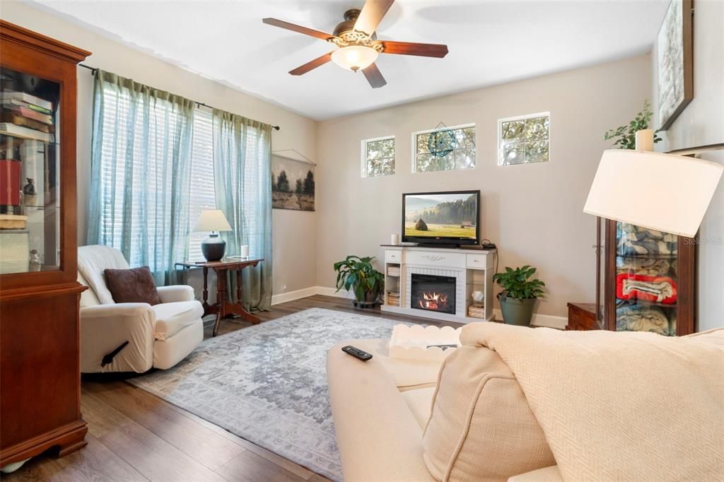 For Sale: $389,000 (3 beds, 2 baths, 2150 Square Feet)