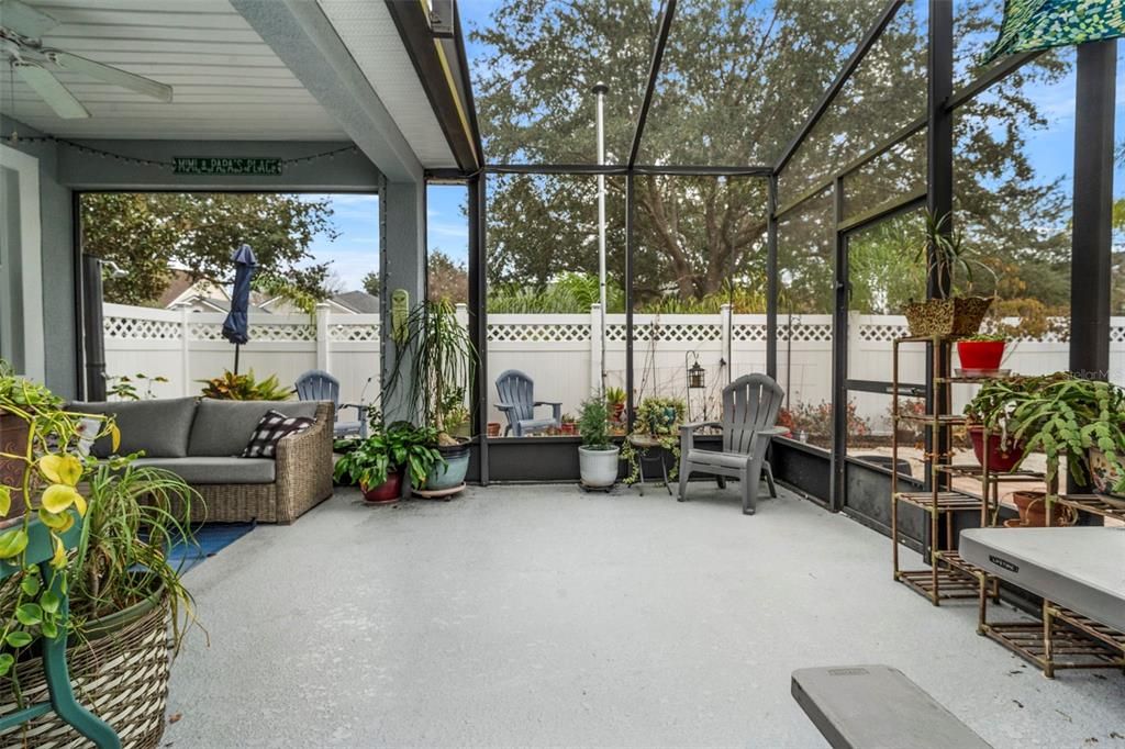 For Sale: $389,000 (3 beds, 2 baths, 2150 Square Feet)