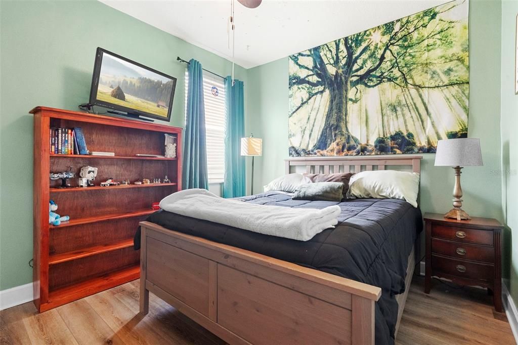 For Sale: $389,000 (3 beds, 2 baths, 2150 Square Feet)