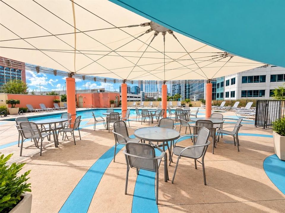 For Rent: $1,750 (1 beds, 1 baths, 1023 Square Feet)