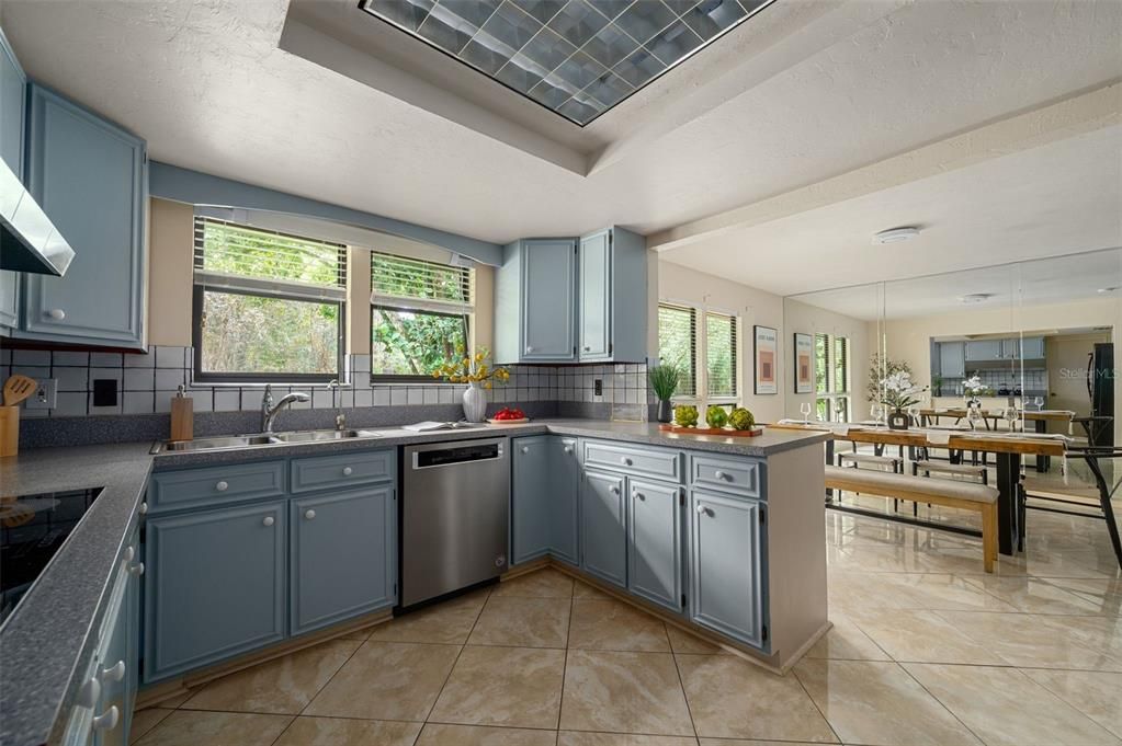 For Sale: $489,000 (3 beds, 2 baths, 2488 Square Feet)