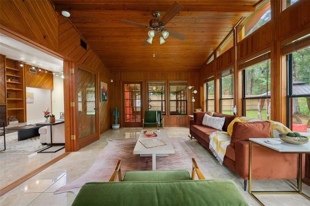 For Sale: $489,000 (3 beds, 2 baths, 2488 Square Feet)