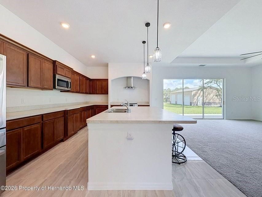 For Sale: $599,900 (3 beds, 2 baths, 2221 Square Feet)