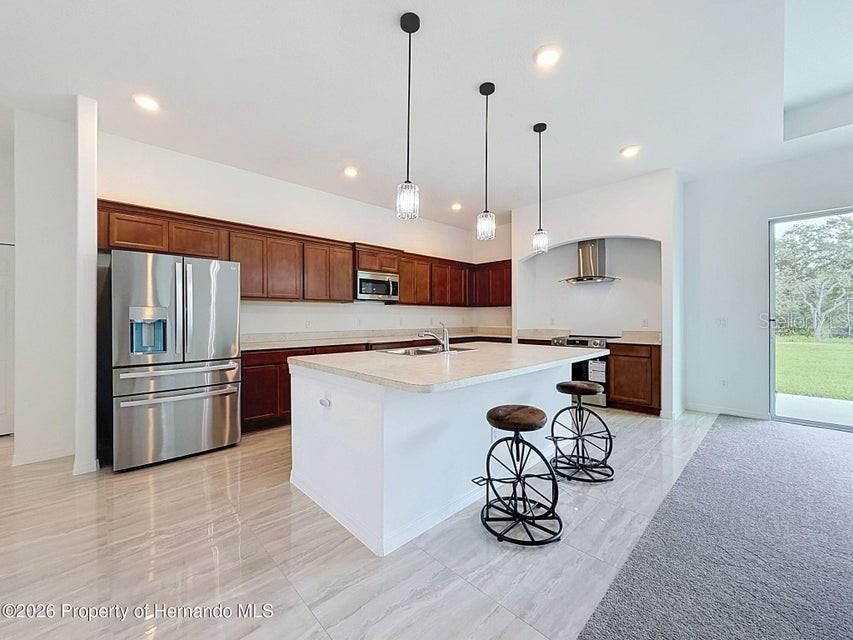 For Sale: $599,900 (3 beds, 2 baths, 2221 Square Feet)