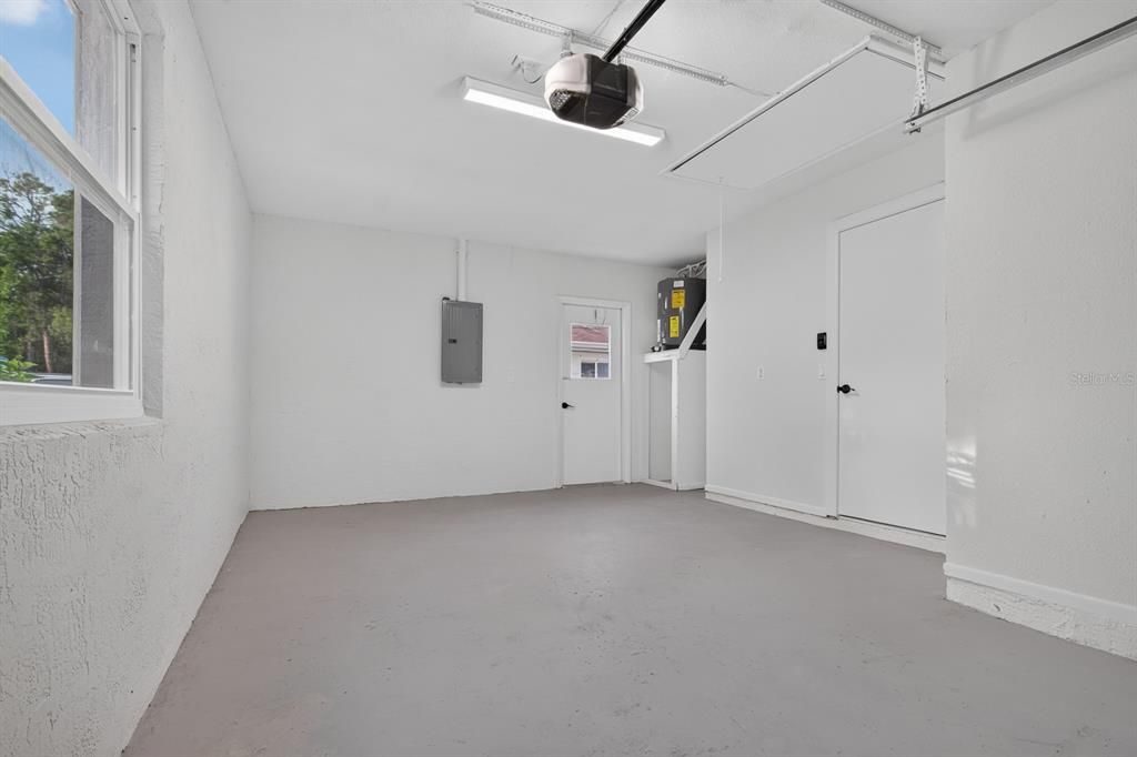 Activo con contrato: $419,900 (3 camas, 2 baños, 1324 Pies cuadrados)